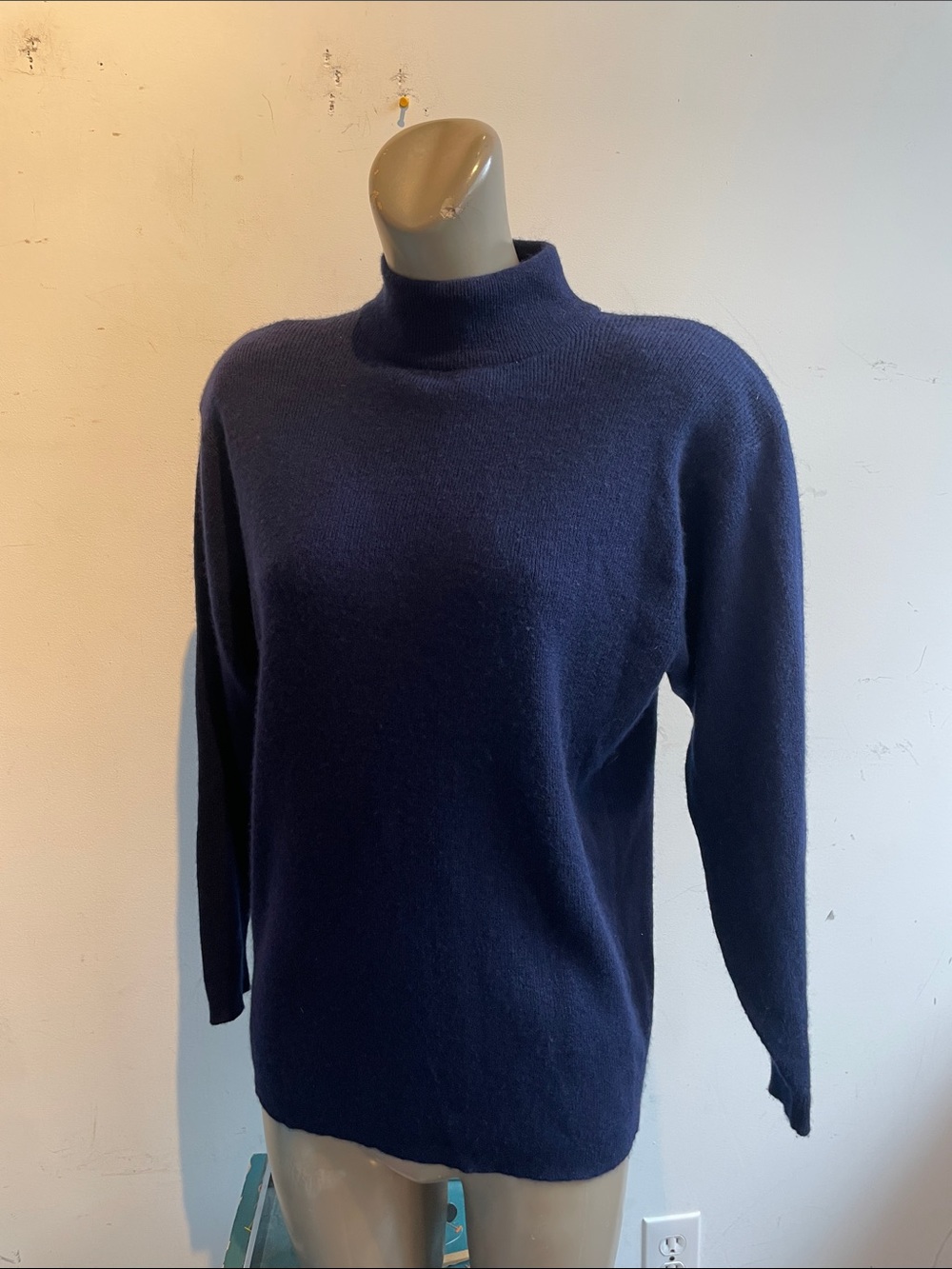 Lord & Taylor vintage cashmere sweater